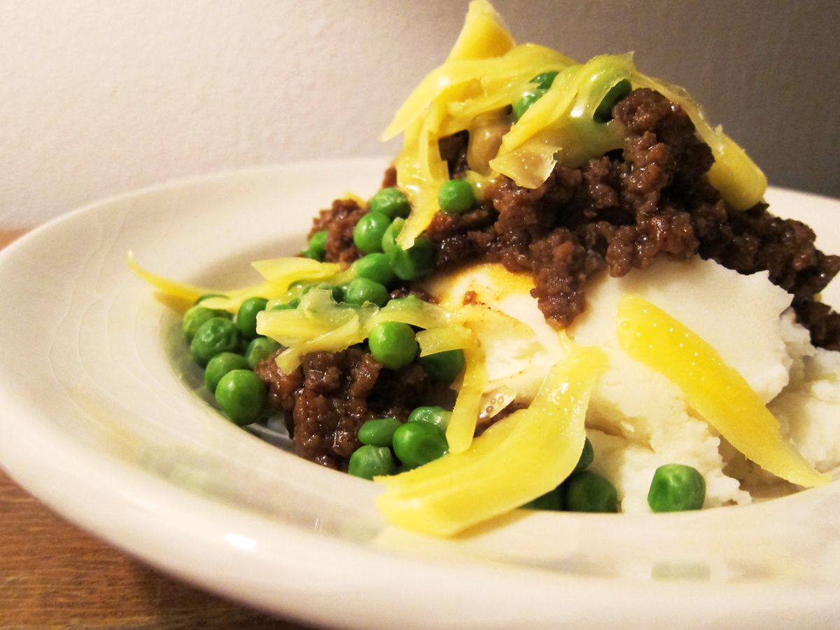 potato topped beef bowl