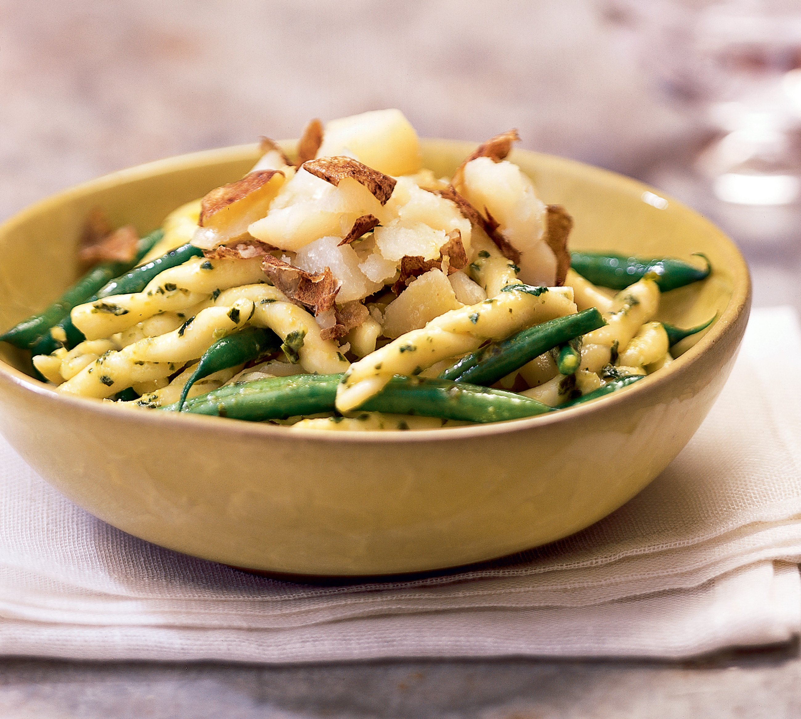 Poached Idaho® Potatoes with Trofie Pasta, Green Beans and Pesto | Idaho  Potato Commission